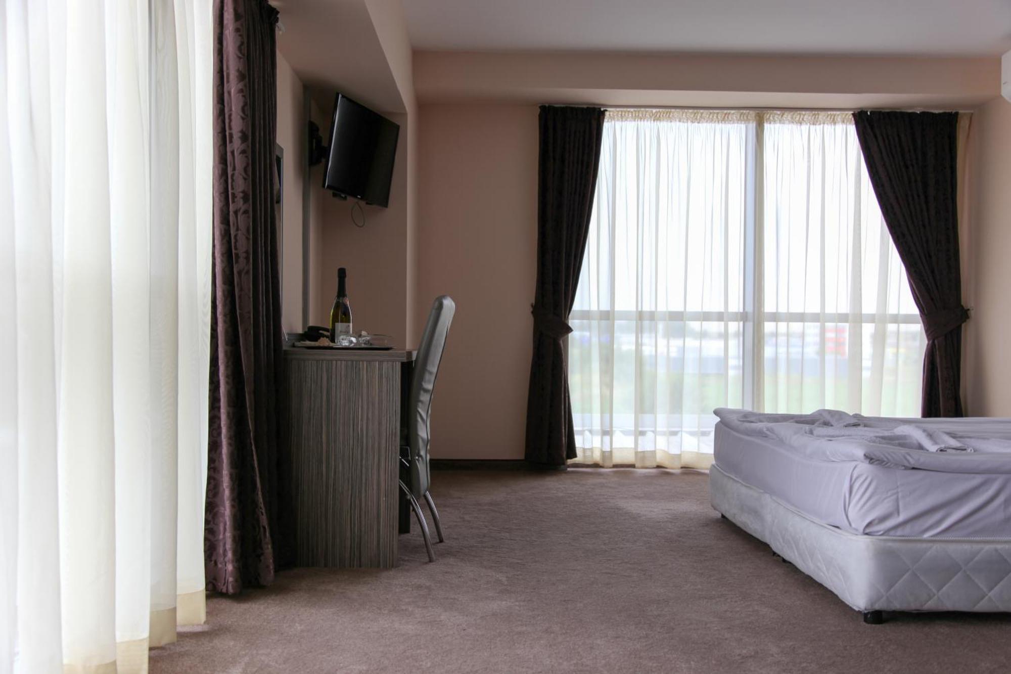 Hotel City Burgas Exterior photo