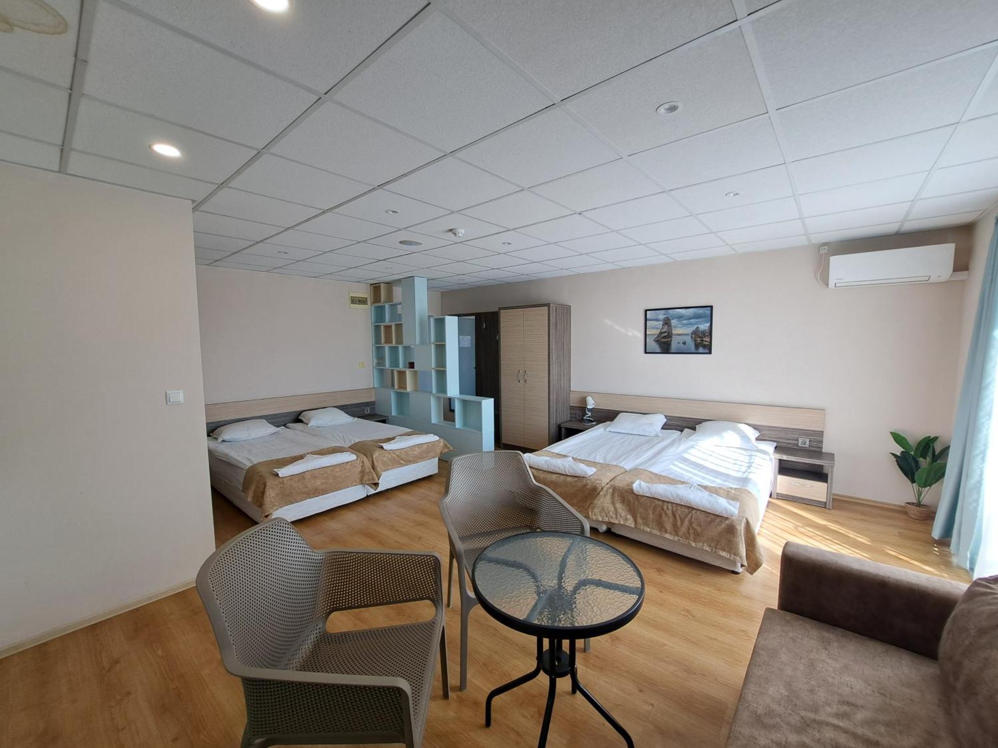 Hotel City Burgas Exterior photo